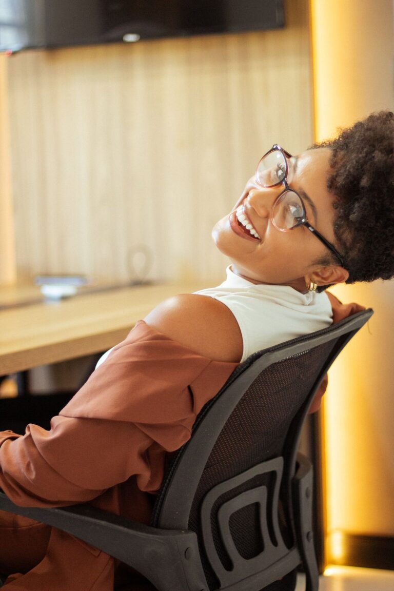 نظارات طبية حسب شكل الوجه