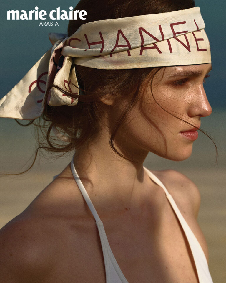 Sunlit Escape عنوان جلستنا التصويرية مع مجموعة LES BEIGES من CHANEL