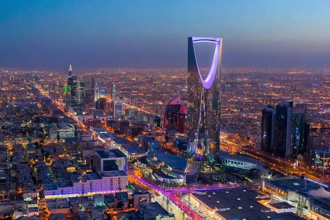 السعودية تطلق تأشيرة الباقات السياحية