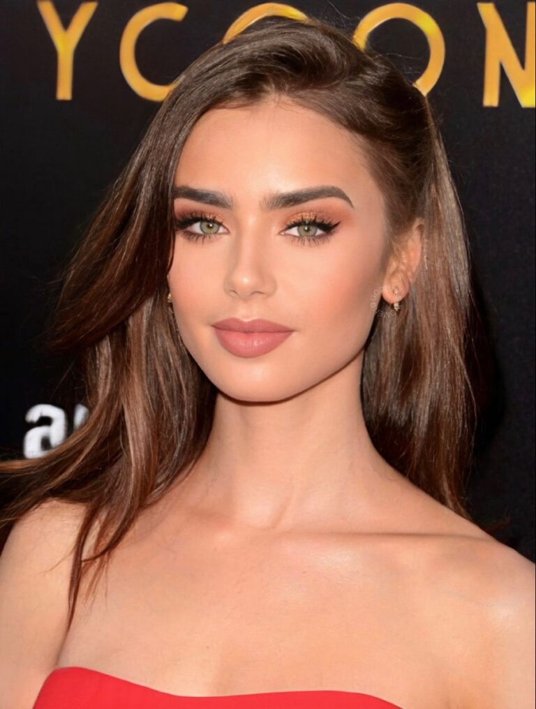 ما لون الشعر المناسب للعيون الخضراء؟