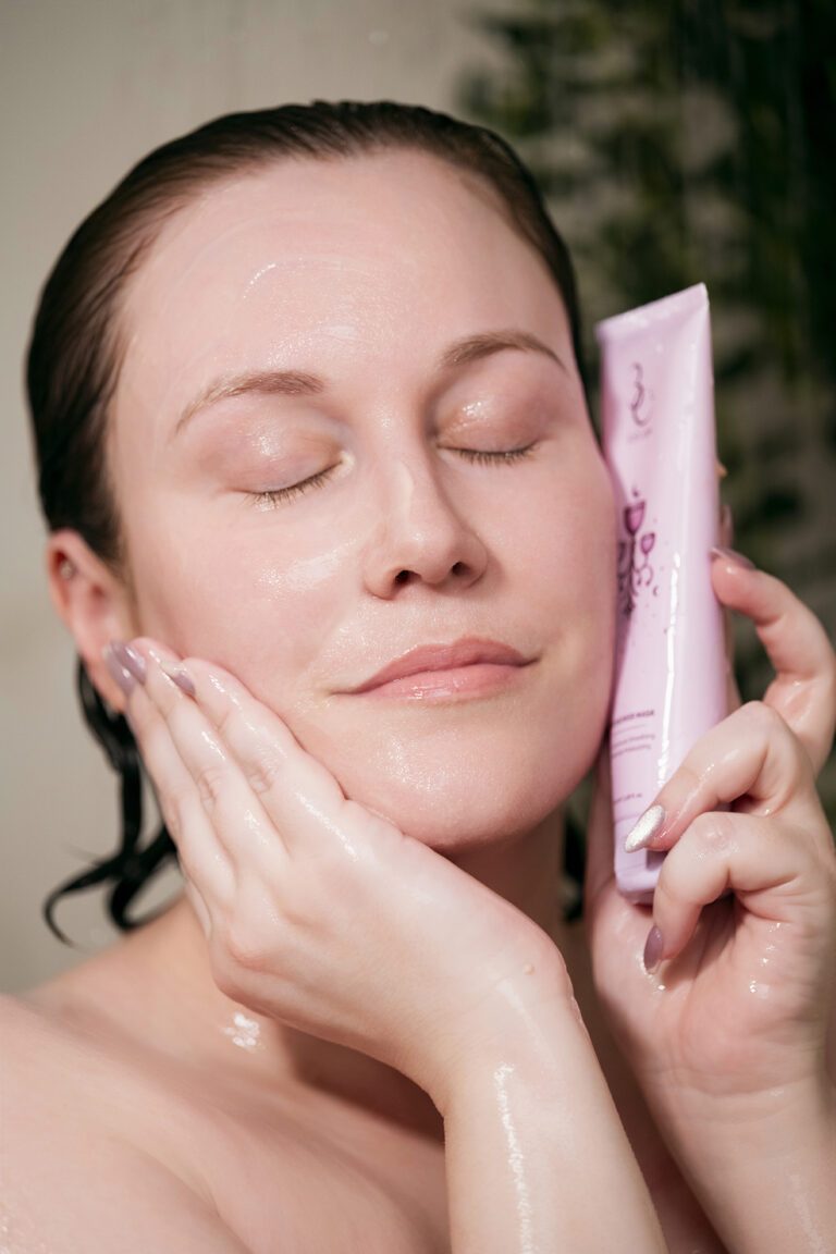 Lauren O’Connell تطلق The Shower Mask لتحوّل الاستحمام اليومي إلى طقس للعناية بالبشرة