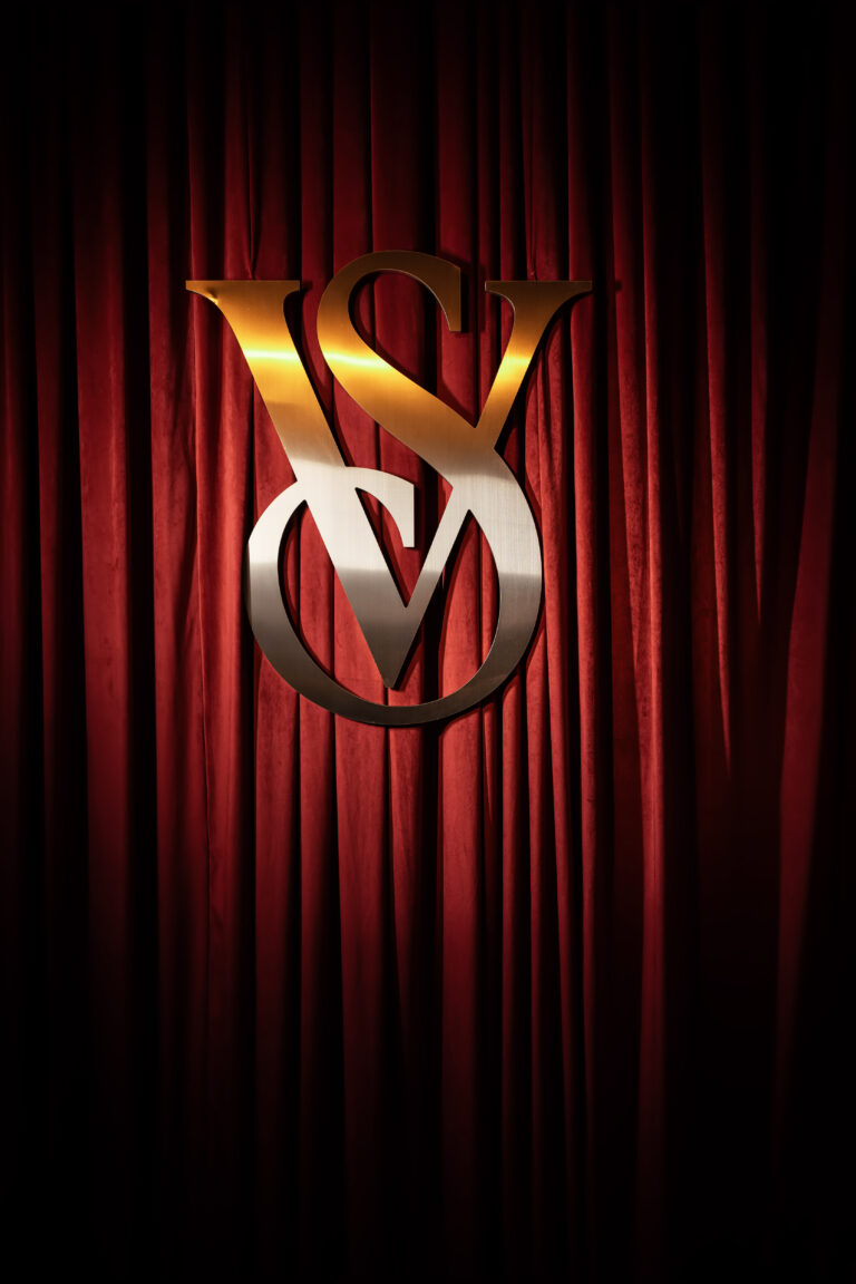أمسية استثنائية لـVictoria’s Secret في دبي