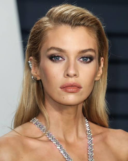 Stella Maxwell