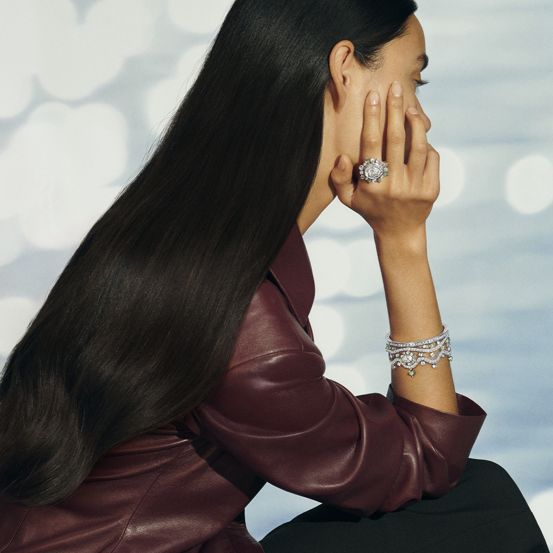 De Beers London تكشف عن عالم من الألماس مستوحى من حركة المياه